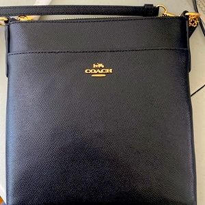 NEW Coach Kit Messenger Crossbody-Black